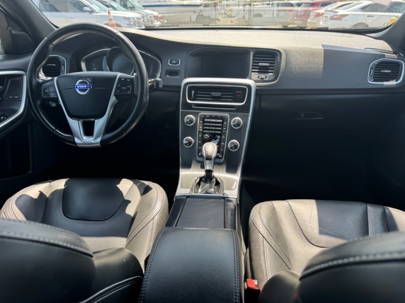 2016 Volvo S60 T5 Premier - Photo 8