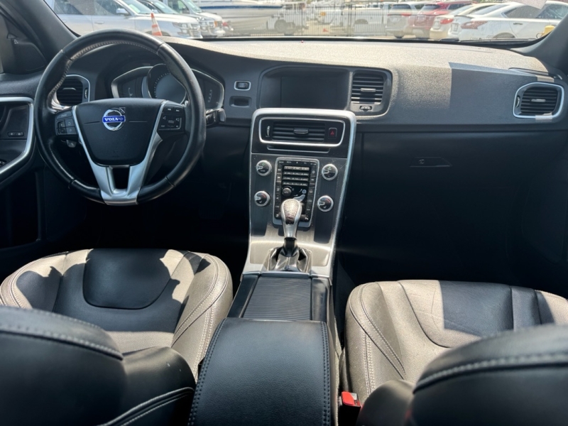2016 Volvo S60 T5 Premier - Photo 7