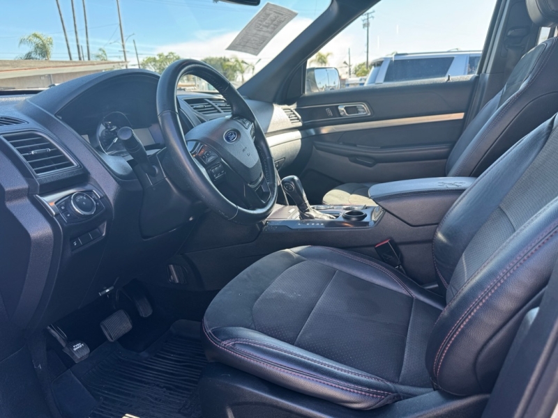 2019 Ford Explorer XLT - Photo 19
