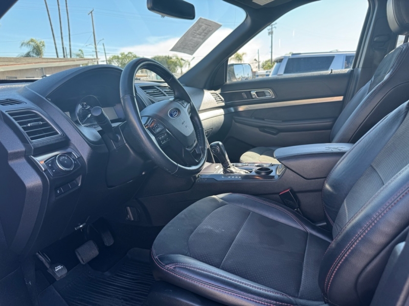 2019 Ford Explorer XLT - Photo 18