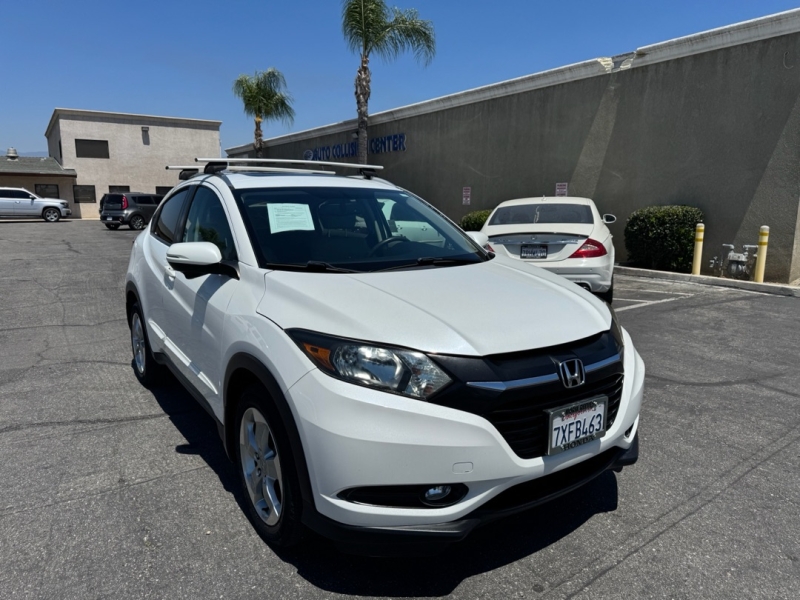 2017 Honda HR-V EX-L Navi CVT's photo