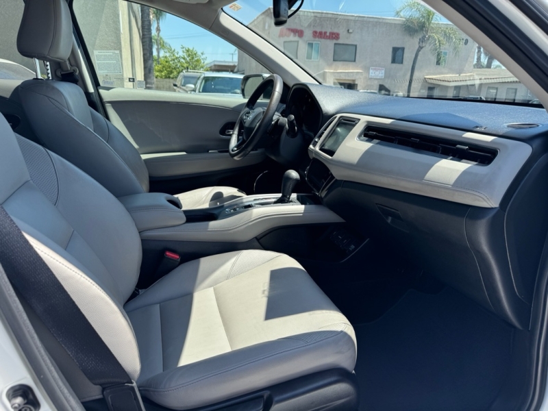 2017 Honda HR-V EX-L - Photo 13