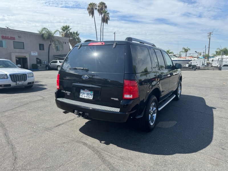 2005 Ford Explorer