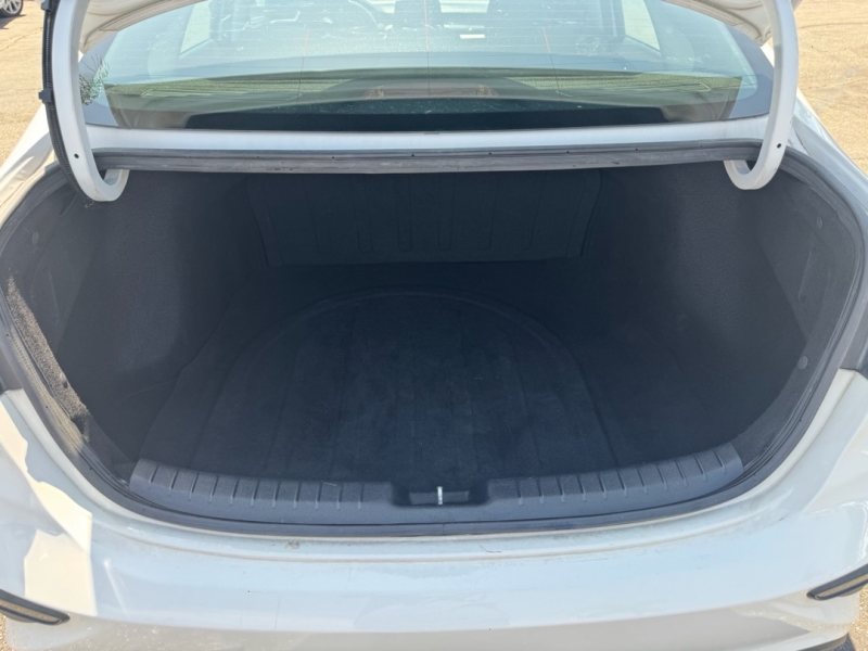 2021 Kia Forte FE - Photo 23