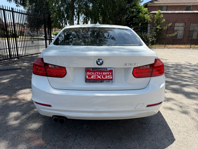 2015 BMW 3 Series 328i