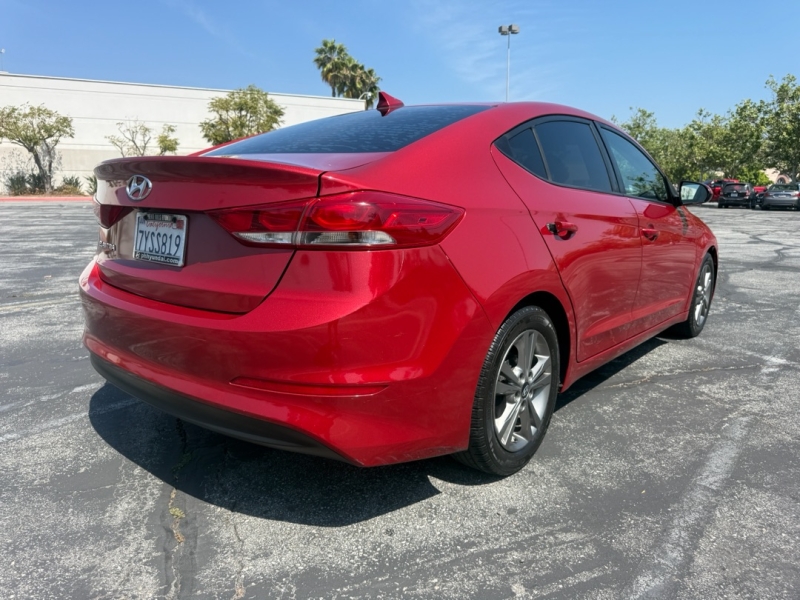 2017 Hyundai Elantra SE - Photo 3