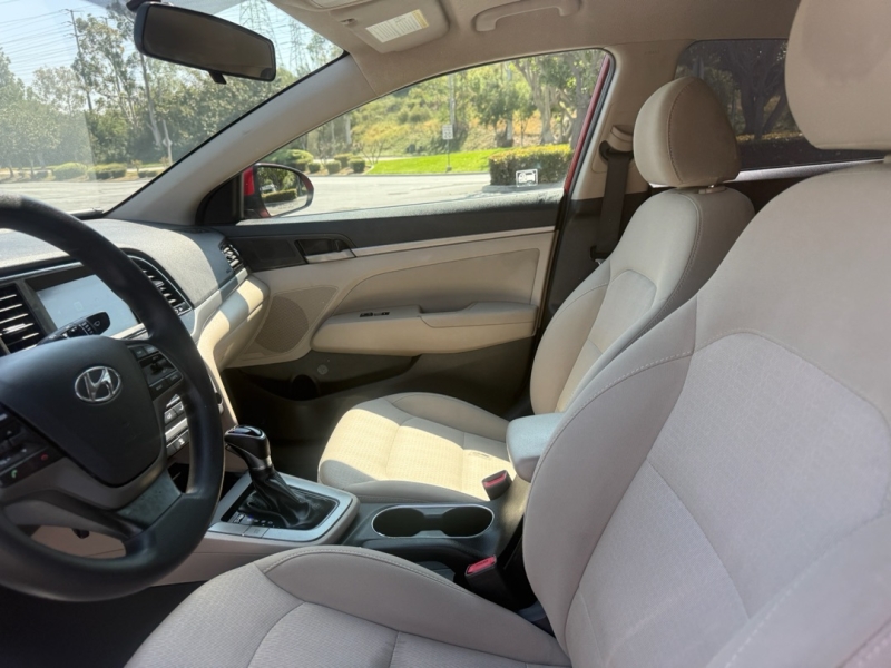 2017 Hyundai Elantra SE - Photo 12