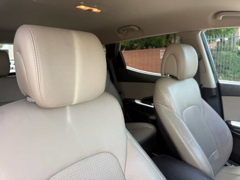 2013 Hyundai Santa Fe Sport 2.0T - Photo 7