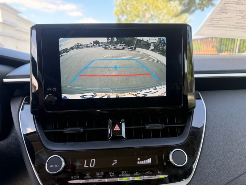 2026 Toyota Corolla LE - Photo 17