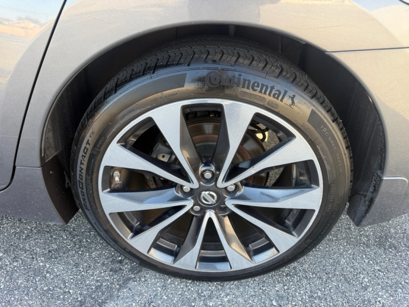 2016 Nissan Maxima SR - Photo 22