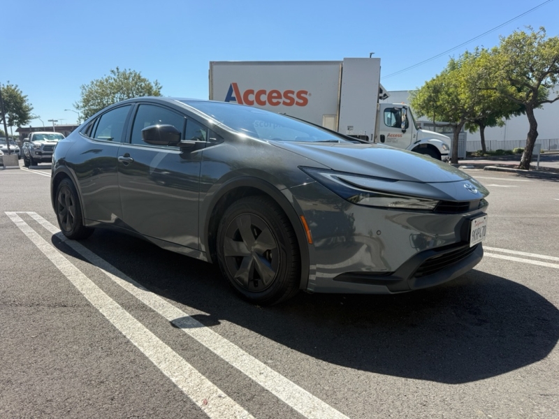 2024 Toyota Prius LE - Photo 20