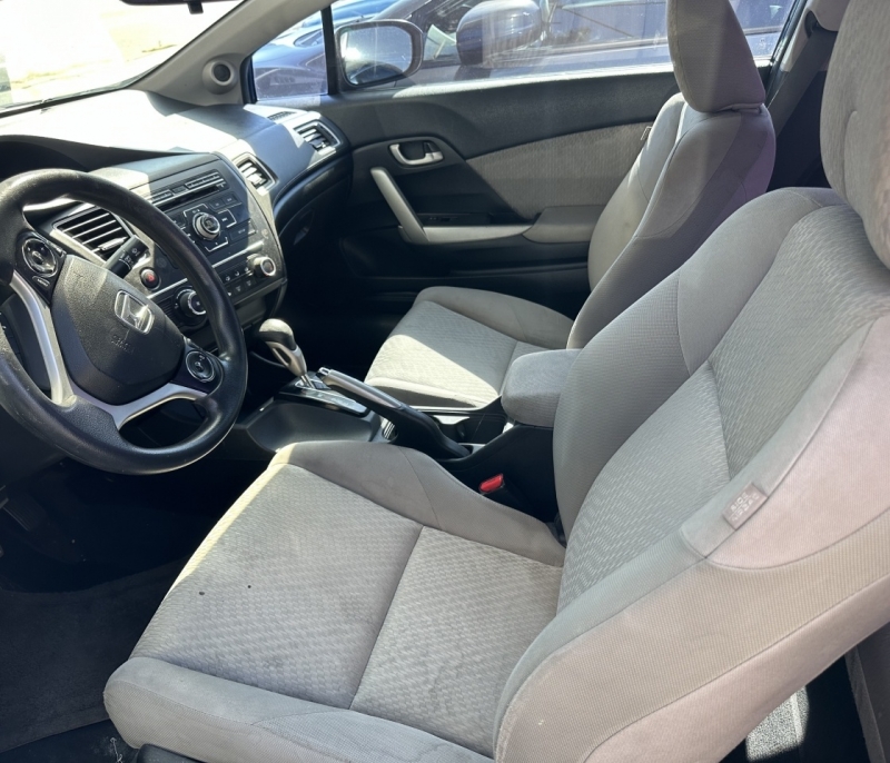 2014 Honda Civic LX's photo