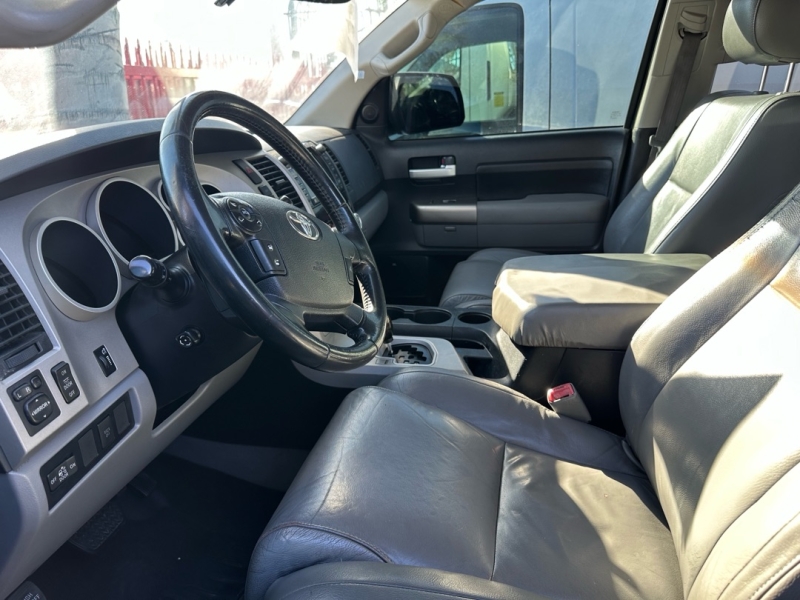 2008 Toyota Tundra Limited's photo