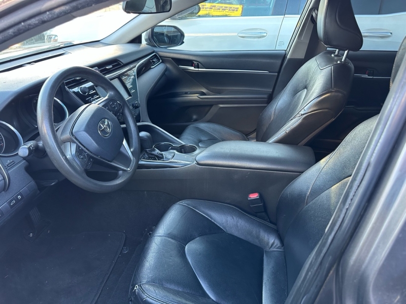 2018 Toyota Camry LE's photo