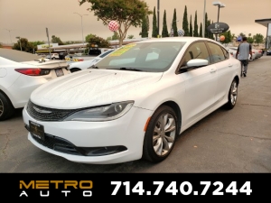 2015 Chrysler 200 Photo