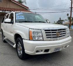2005 Cadillac Escalade Photo