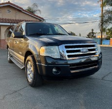 2007 Ford Expedition EL Photo