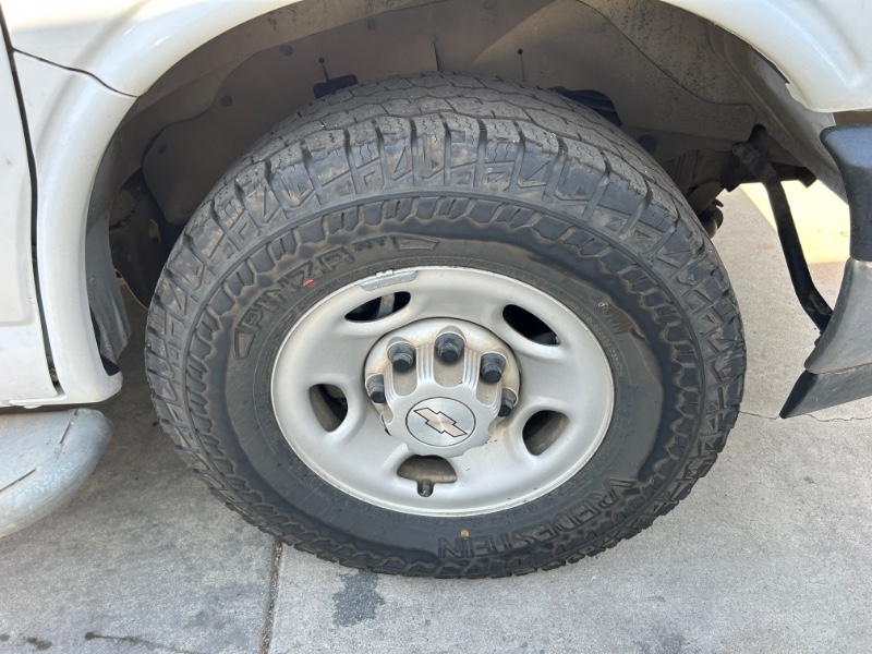 2019 Chevrolet Express Cargo Work Van - Photo 14