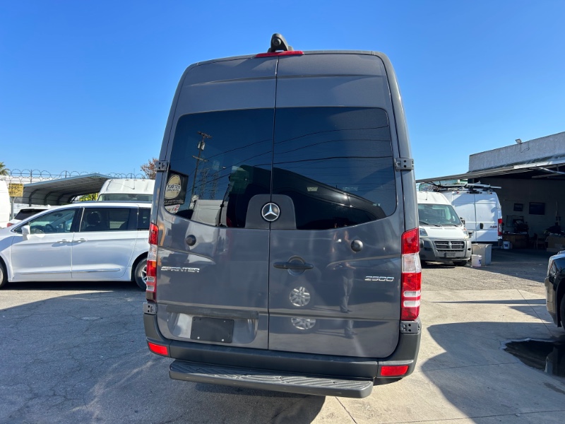 2018 Mercedes-Benz Sprinter Passenger Van Base's photo
