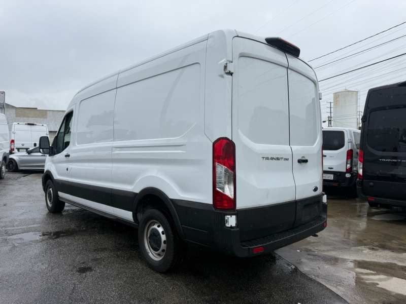 2023 Ford Transit Van Base's photo