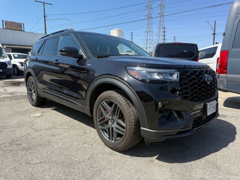 picture of 2025 Ford Explorer