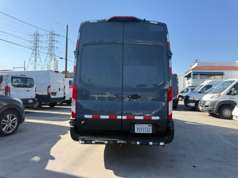 2020 Ford Transit's photo