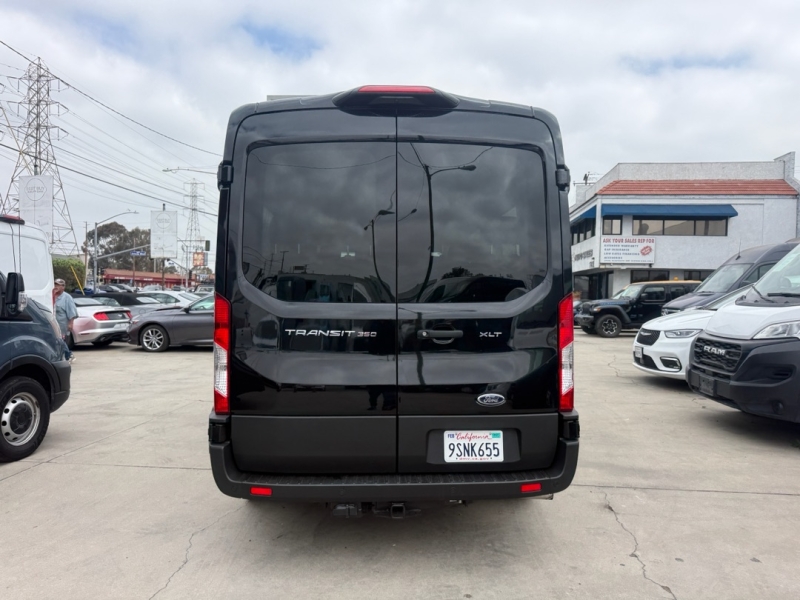 2025 Ford Transit 350 XLT Med Roof Sliding Pass. 148's photo