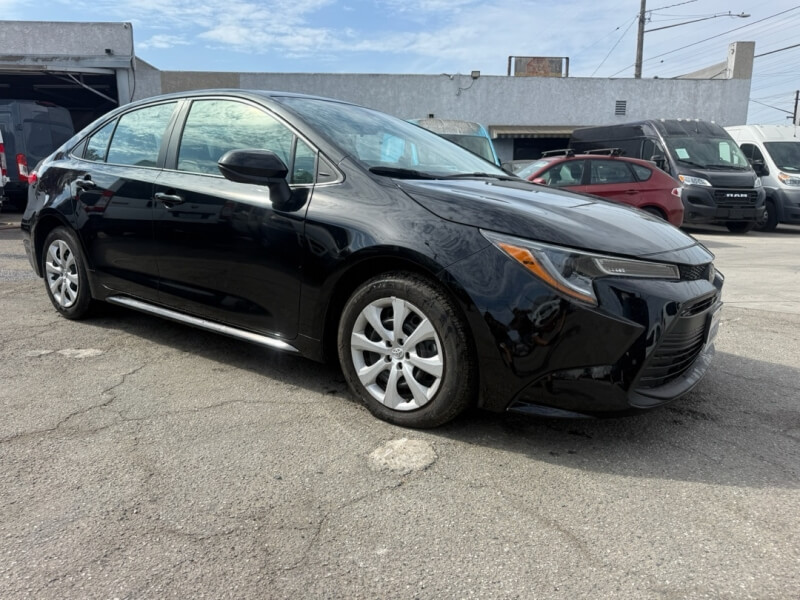 picture of 2025 Toyota Corolla