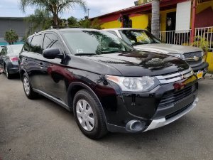 2015 Mitsubishi Outlander Photo