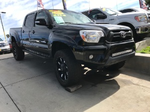 2015 Toyota Tacoma Photo