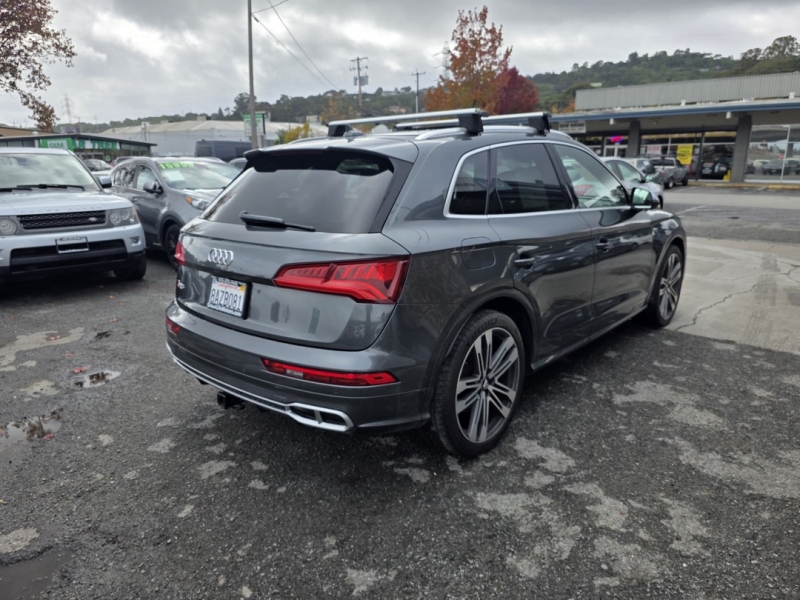 2018 Audi SQ5 Prestige's photo
