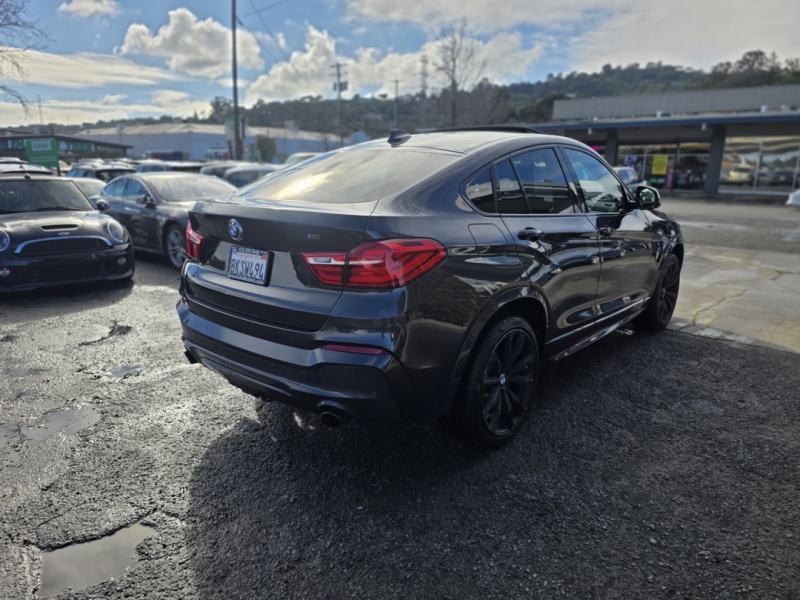 2016 BMW X4 M40i's photo