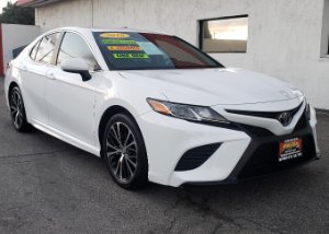 2018 Toyota Camry Photo