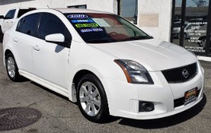 2010 Nissan Sentra Photo