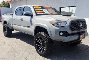 2020 Toyota Tacoma Photo