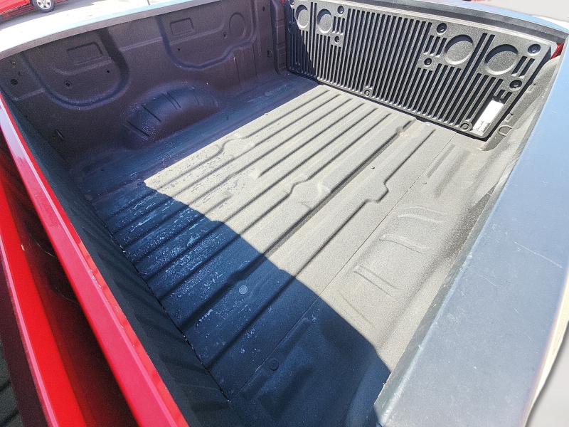 2020 Nissan Titan S - Photo 8