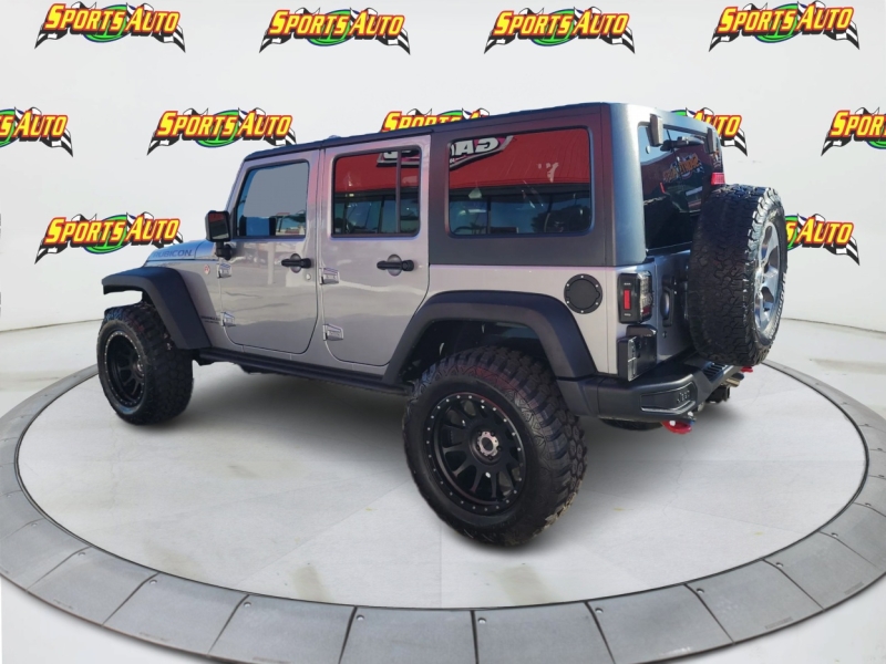 2014 Jeep Wrangler Unlimited Rubicon's photo