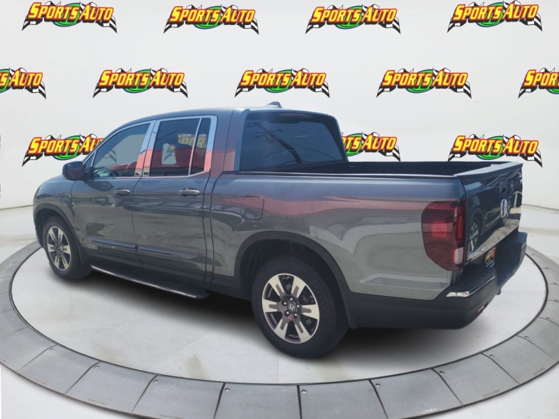 2017 Honda Ridgeline RTL-T's photo