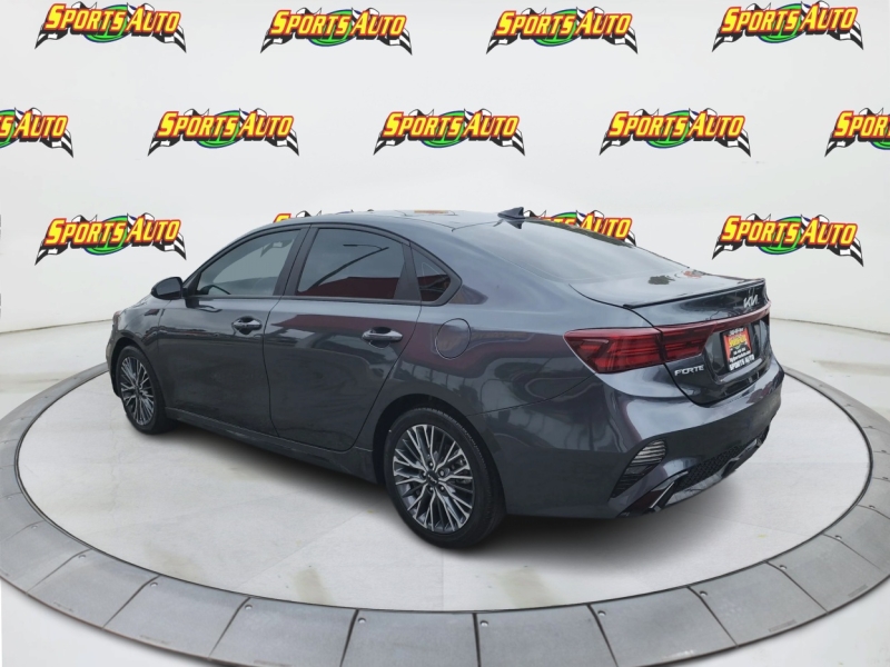 2023 Kia Forte GT-Line AT's photo