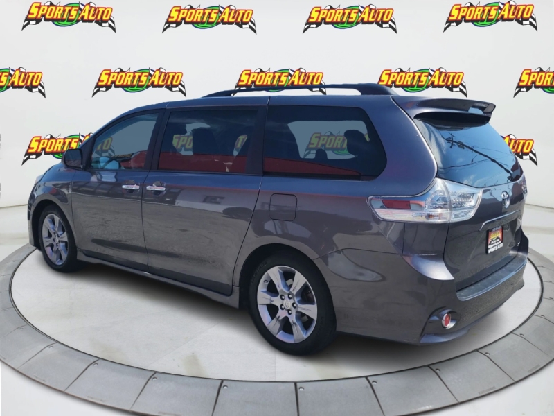 2013 Toyota Sienna