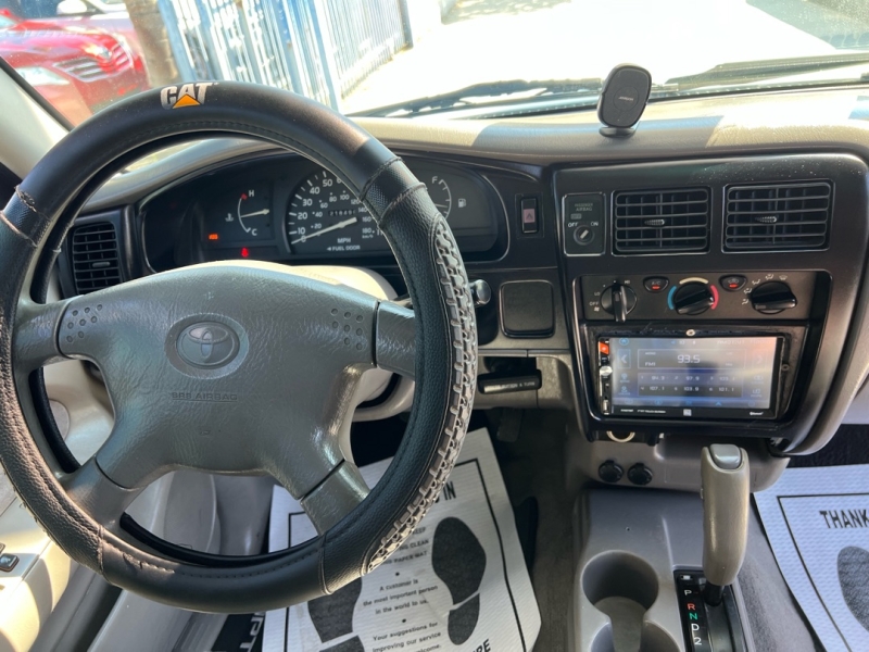 2002 Toyota Tacoma Base