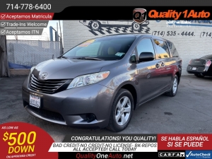 2011 Toyota Sienna Photo