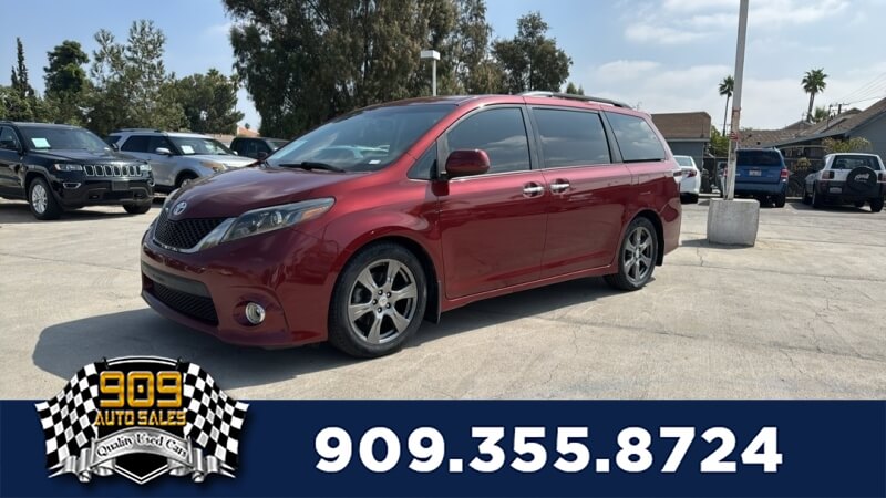picture of 2017 Toyota Sienna