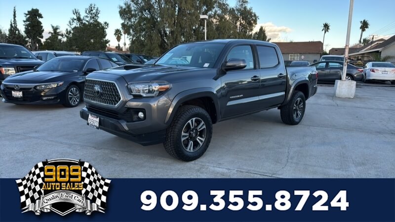 picture of 2019 Toyota Tacoma