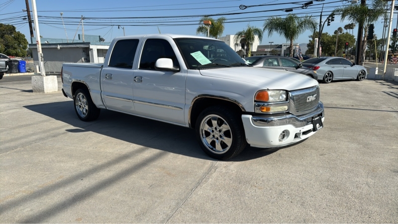 2007 GMC Sierra's photo