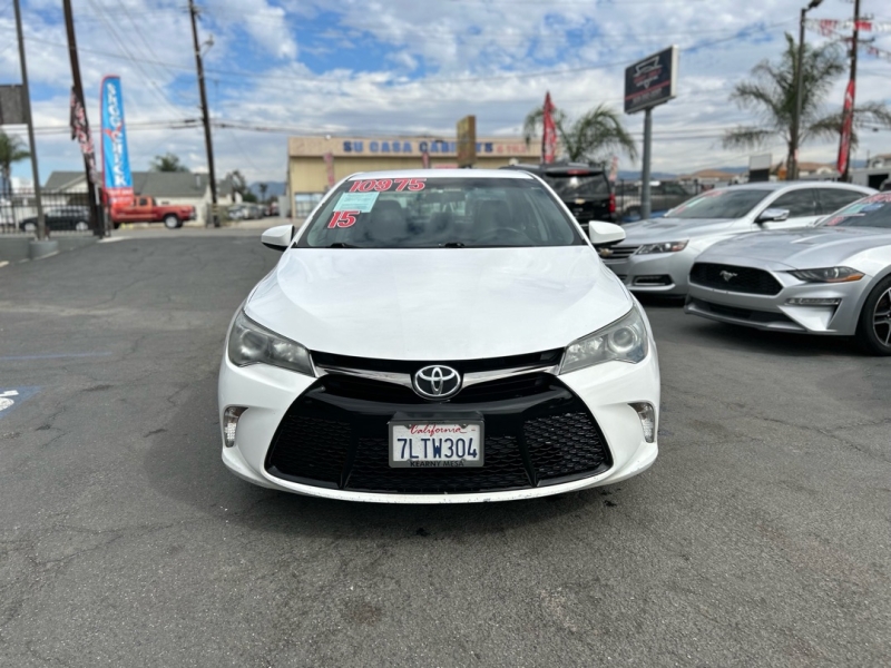 2015 Toyota Camry SE