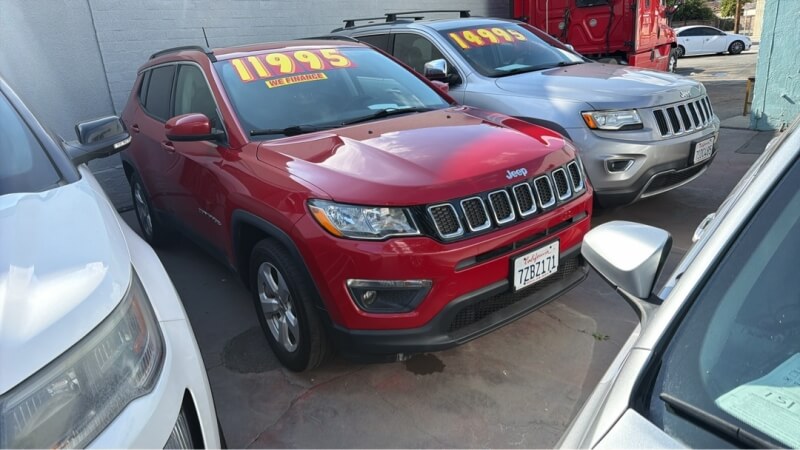 Vehicle Image 2