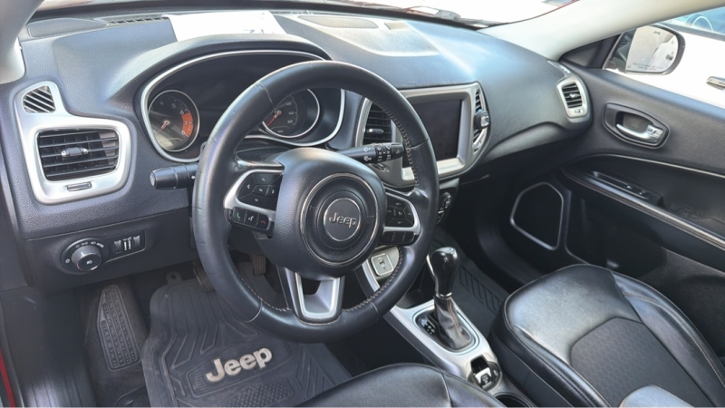 2017 Jeep Compass Latitude's photo