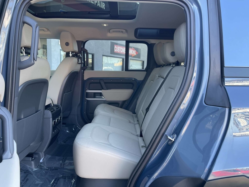 large picture of 2023 Land Rover Defender