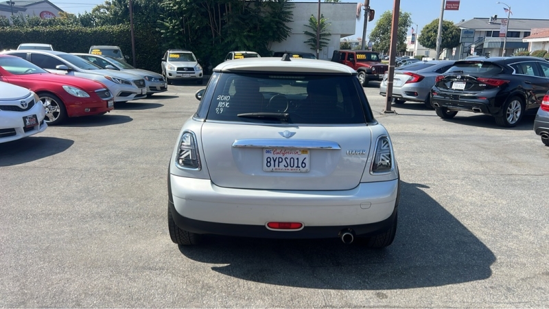 2010 MINI Cooper Base
